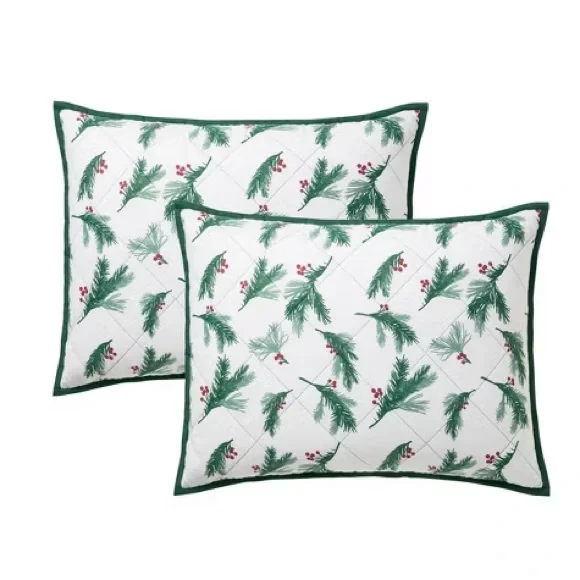 HALLMARK NWT 3pc winter berries quilt set -green/red/gray -queen - Picture 4 of 9